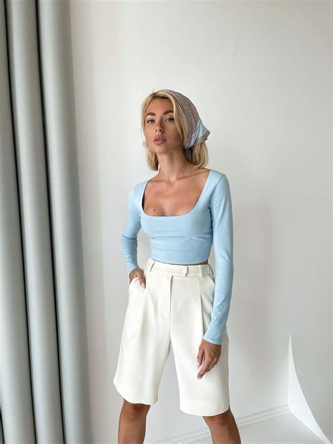 Long Sleeve Crop Top Shirt, Form-fitting, Basic Plain Crop Tops for