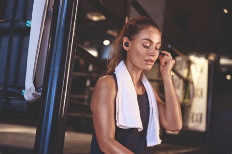 jabra elite  active wireless earbuds product review exhaust notes