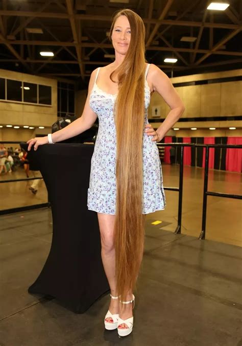 The Hottest Stars (and One Ron Jeremy) of the Dallas eXXXotica Expo