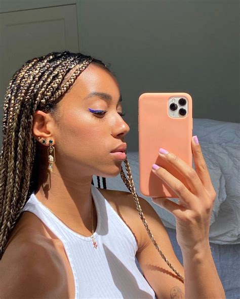 The 8 Best Spring Nail Colors to Wear | Who What Wear