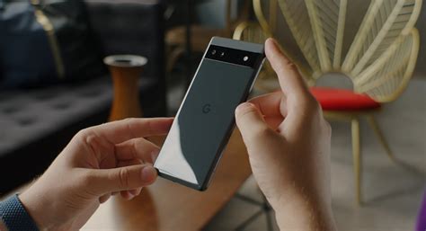 Купить Google Pixel 6a 6/128 ГБ, charcoal (EU) — выгодная цена!