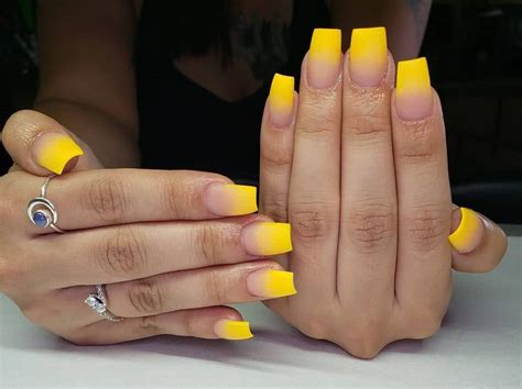 Diseños Uñas Verano 2021 Tendencia Colores : Uñas Acrilicas Diseños ...