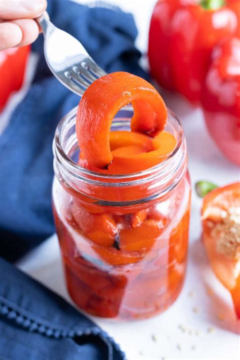 Roasted Red Peppers Recipe - Evolving Table