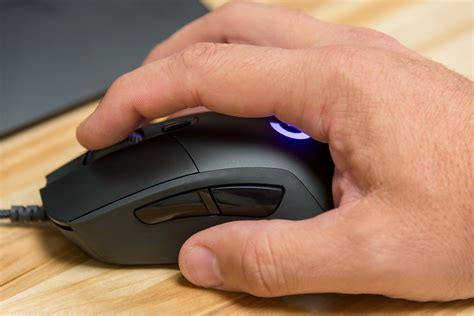 Logitech G403 Prodigy Review | Digital Trends
