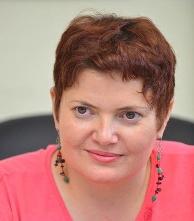 Малина Крумова оглавява новата агенция за пътна безопасност