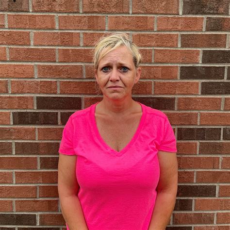 Paducah woman driving taxi cab pulled over, arrested for drugs - KBSI