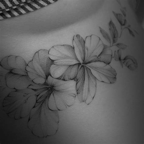 Natalie Floral Fineline Tattoo Amsterdam - Vadelma