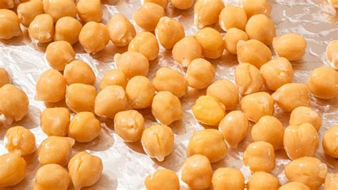 Chickpeas: Health benefits and nutritional information | Chickpeas ...
