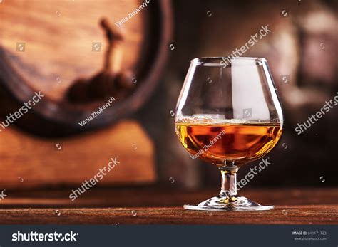 Cognac: лицензируемые стоковые фотографии без лицензионных платежей ...