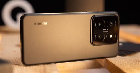 Xiaomi 15 Ultra Specs: 16GB RAM, 200MP Cameras!