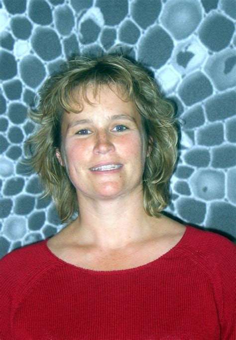 Evelyn Gruber - Institute of Glass and Ceramics