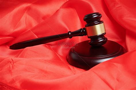 In The Red Picture And HD Photos | Free Download On Lovepik