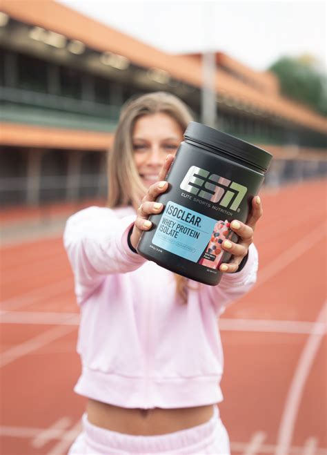 Brands Connected | Demi van den Wildenberg