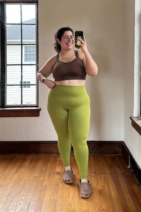 25 Plus Size Gym Outfit Ideas (That are Cute and Affordable) - Magic of ...
