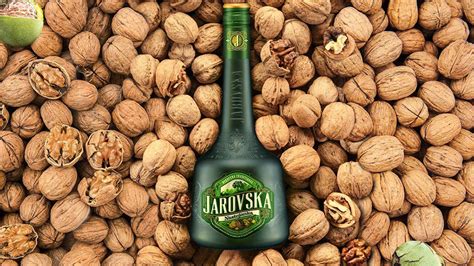 Jarovska – крепкая настойка на основе грецких орехов