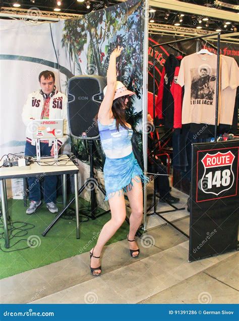 Young girl in dance. editorial photo. Image of show, adults - 91391286