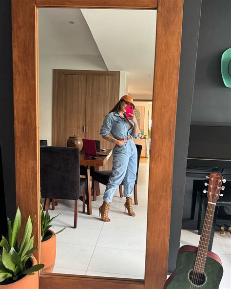 Verónica Flores (@yo.soy.veronica) • Instagram photos and videos