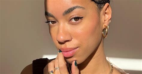 The 12 Best Caffeine Eye Creams, According to a Derm | Who What Wear