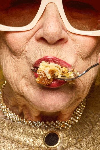 Naughty Nonna Collection – Snif
