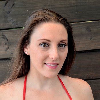Frequently Asked Questions about Melanie Hicks - BabesFAQ.com