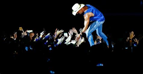 Kenny chesney gay rumors are impacting how fans view country music 17