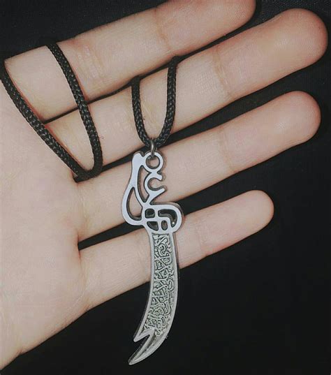 Pin by mendy_keeter24065 on augenringe boy | Islamic jewelry, Modest ...