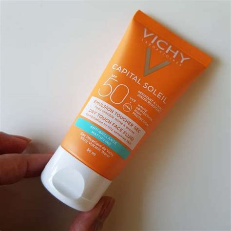 VICHY Capital Soleil SPF 50 - Happy Skin Days