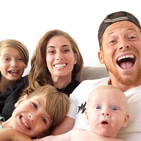 Stacey Solomon reveals battle with depression as she talks about family