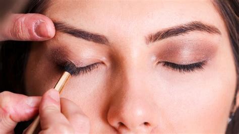 Close Set Eyes Makeup - How To Do Makeup For Close Set Eyes - Weshapesoul