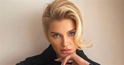Міша Романова потрапила в скандал через відео під пісню росіянки МакSим ...