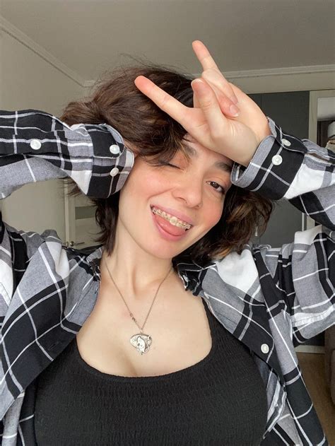 Korya MC слив (30 фото с Бутси) скачать бесплатно