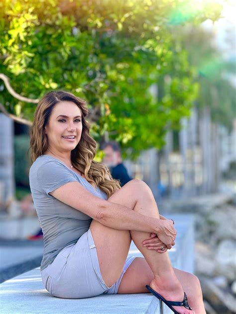 Penelope Menchaca : r/celeb_sandals