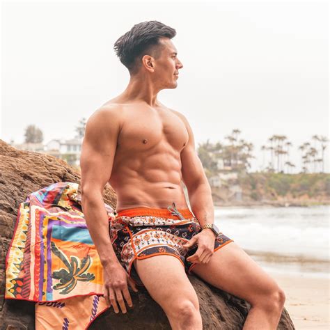 4.5 Inch Inseam Vintage Stretch Swallow Homing Swim Trunks – maamgic