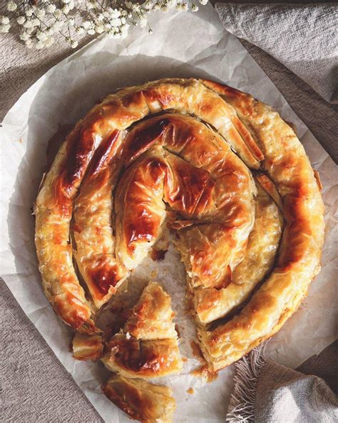 Burek Sa Sirom