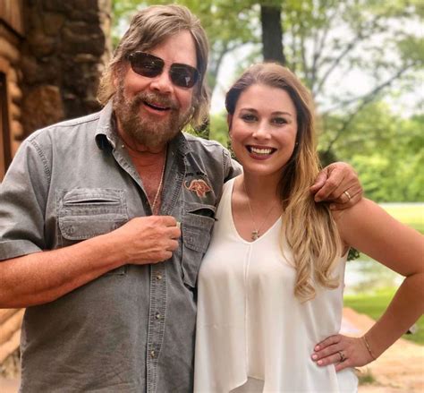 Hank Williams Jr.s Daughter, 27, Killed in Tennessee Car Crash