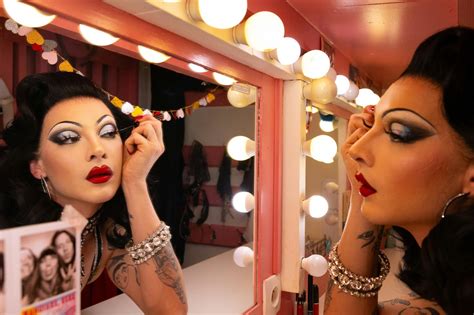 'Drag is therapy': Violet Chachki on coming to Paris - Raw Story