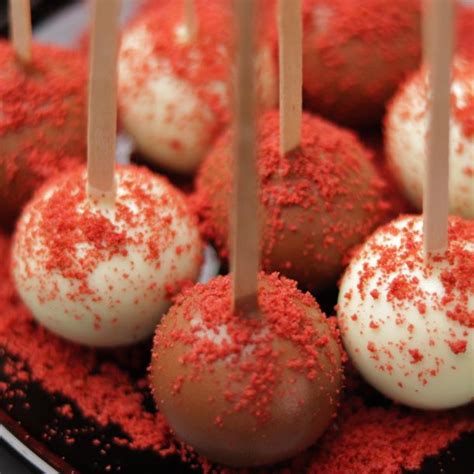Cake Pops – Take a Cake Bakeries