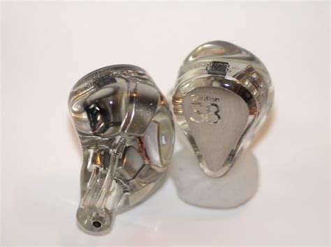 Moondrop-S8-ears1 | Audiofool Reviews