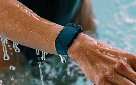 Whoop’s Wearable Fitness Tracker Promotes All-Around Wellbeing - COOL ...