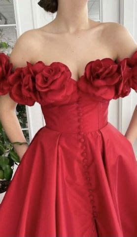Pin di Ayfer Er su Örgüler | Idee vestito, Cucire vestiti da donna ...