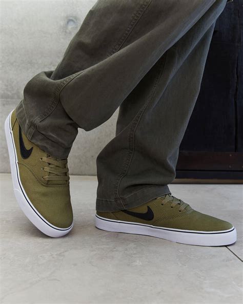 Nike Chron 2 Shoes In Pilgrim/black-pilgrim-white-black | City Beach ...