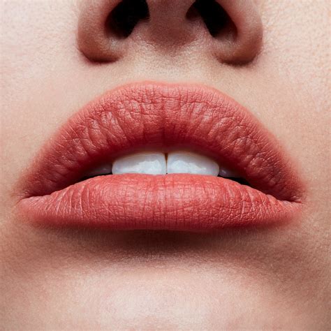 Powder Kiss Lipstick | Moisturizing Matte Lipstick ลิปสติกเนื้อแมท สูตร ...