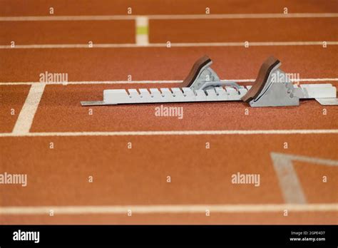 athletics starting blocks  res stock photography  images alamy