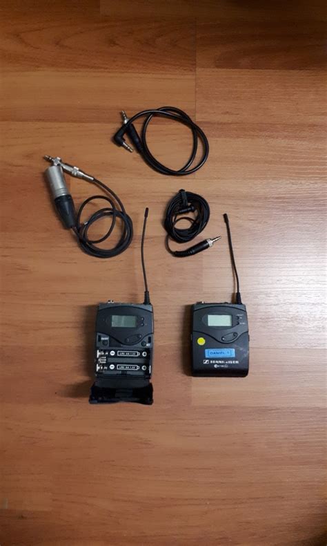 Sennheiser g2 wireless microphone set x2, Photography, Video Cameras on ...
