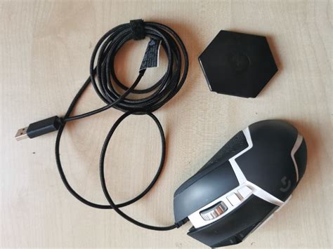 logitech g502 se računalniška miška