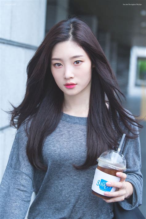 DIA - Chaeyeon | 다이아 채연 | Capelli neri, Capelli