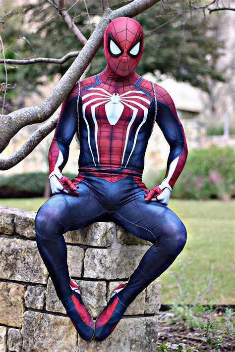 Instagram : CCSpidey | Spiderman cosplay, Male cosplay, Gay costume