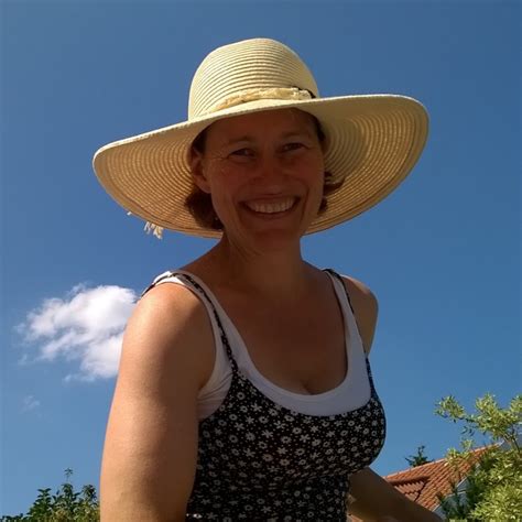 Ingrid Nakling-Schnell - YouTube