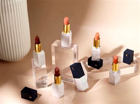 lipstik terbaru  brand lokal  drugstore  layak dicoba oleh