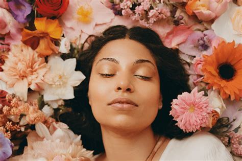 Wise Woman Archetype: Characteristics & Challenges – Brett Larkin Yoga